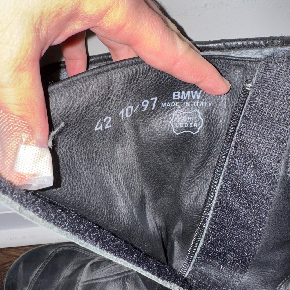 BMW GORE-TEX Black and Gray Men's riding Boots - Picture 6 of 9